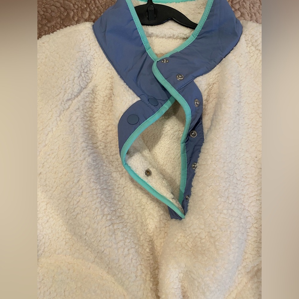 Long Sleeve Kipsie Plush Cream Fleece Sherpa Pullover Jacket - WORN ONCE! - Picture 3 of 6